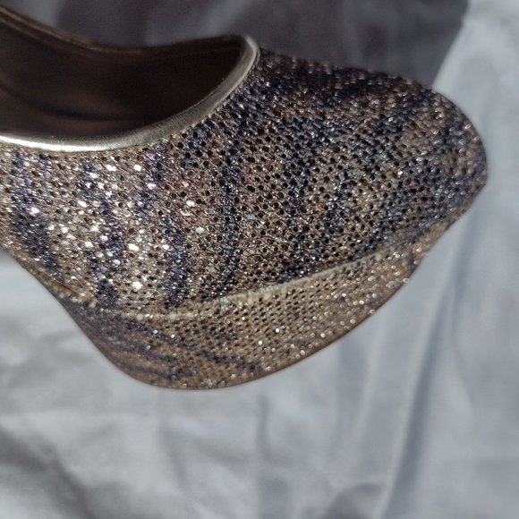 Nine West heels - Picture 9 of 10